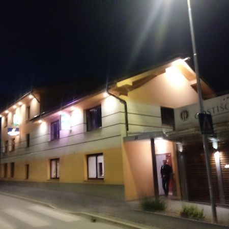 Guesthouse Zivko Dobrovce Εξωτερικό φωτογραφία
