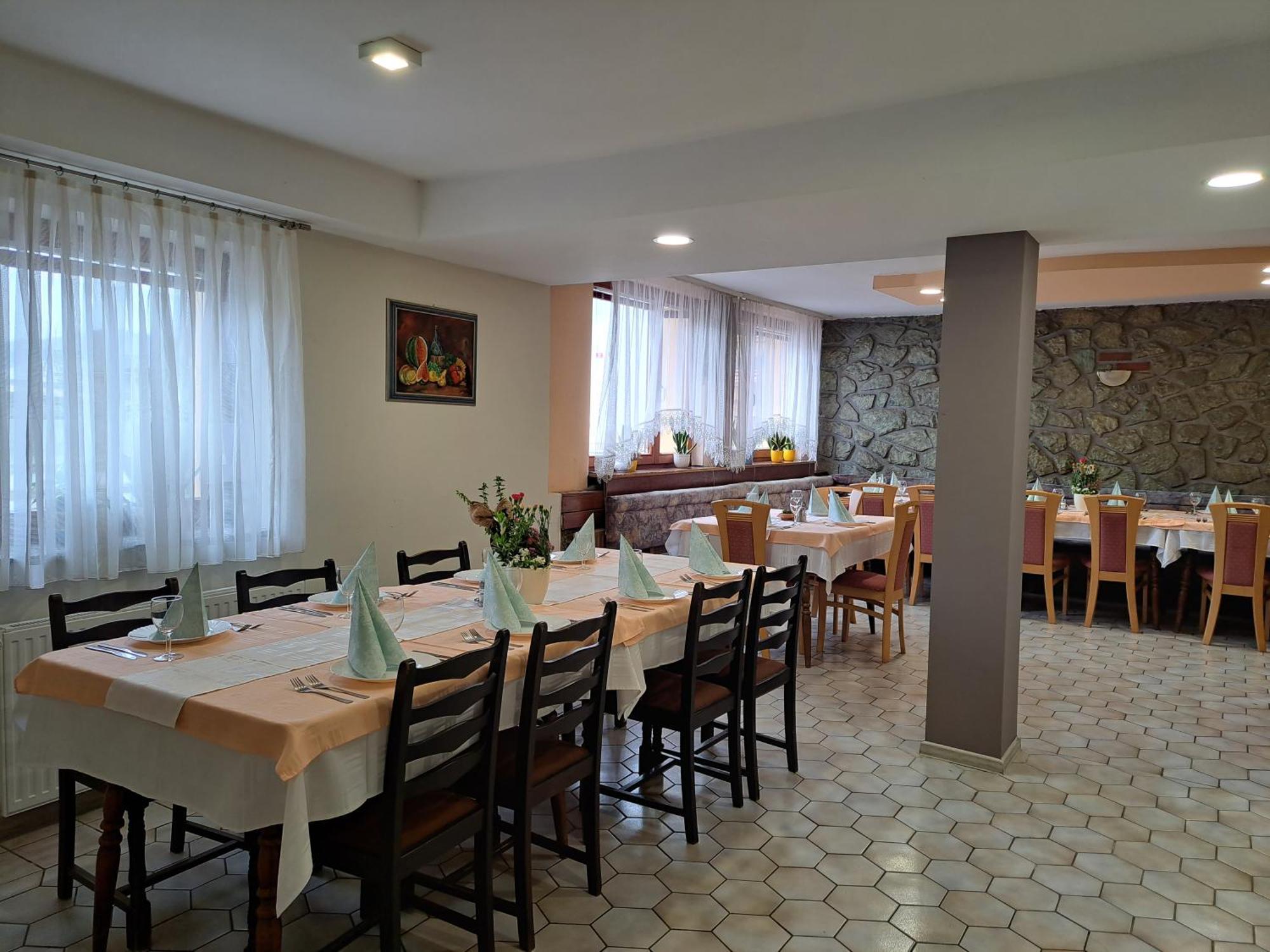 Guesthouse Zivko Dobrovce Εξωτερικό φωτογραφία